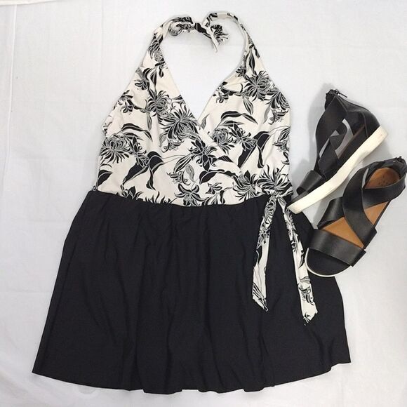 Apt 9 Black White Floral Halter Wrap Front One Piece Swimsuit Dress XL - Picture 2 of 15